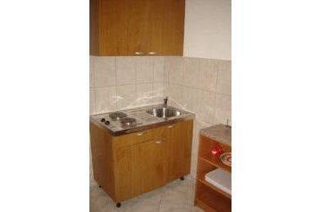 Kroatija Privát Dugi Rat, Eksterjeras